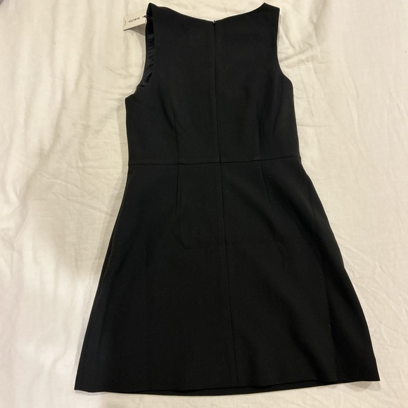 Formal Black Aritzia Dress - Picture 3 of 3